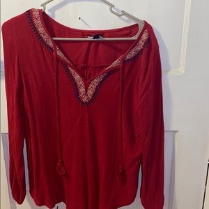 red white and blue embroidered gap blouse